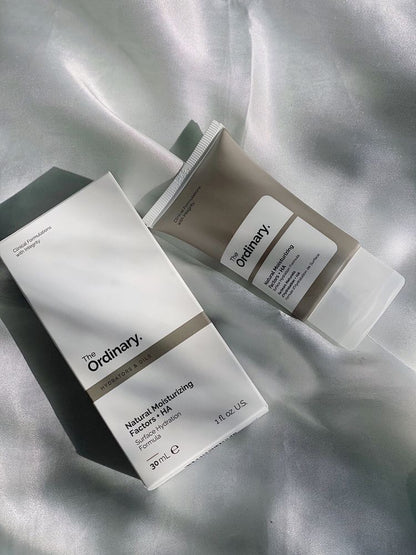 crème hydratante Natural Moisturizing Factors + HA